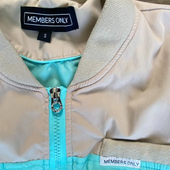 Members Only Two-Tone Bomber Jacket Sz.S(Womens) - Picture 3 of 6